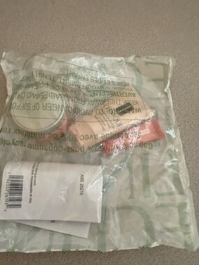 Clinique Moisture Surge Pink Jar with Silver Lid